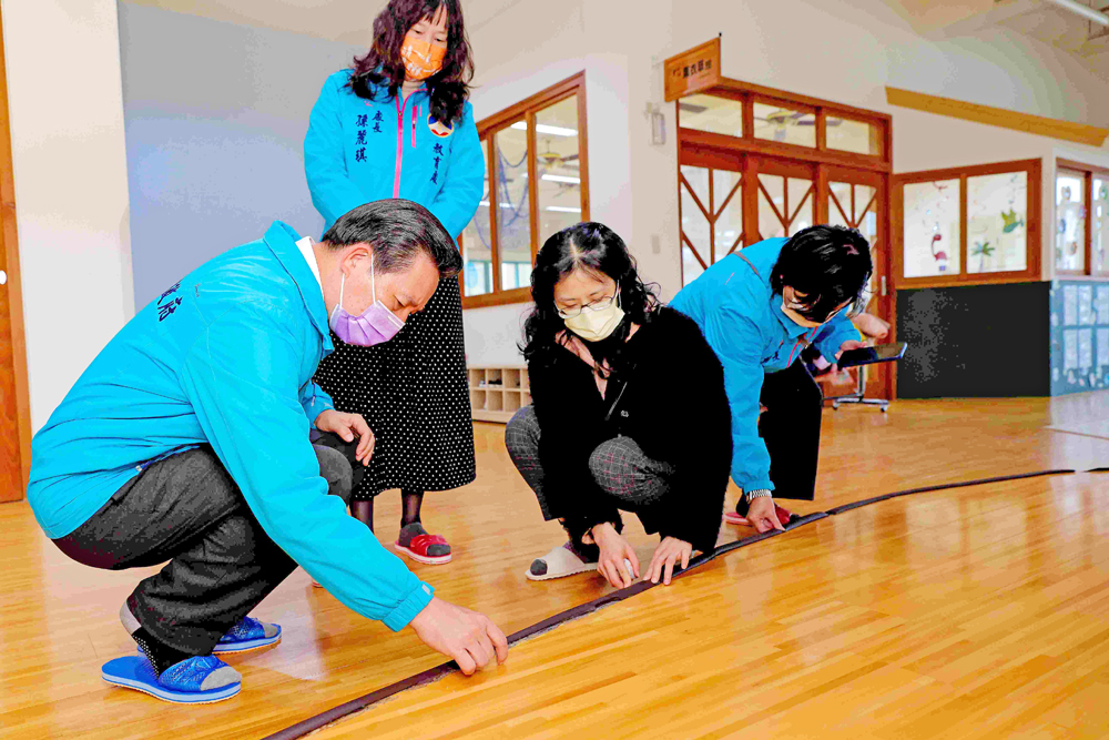 縣長陳福海推進幼兒教育政策，113學年度再增設5班2歲幼幼專班，倡導優質教育與校園綠美化，助力幼兒潛能發展。（薛子軒攝）