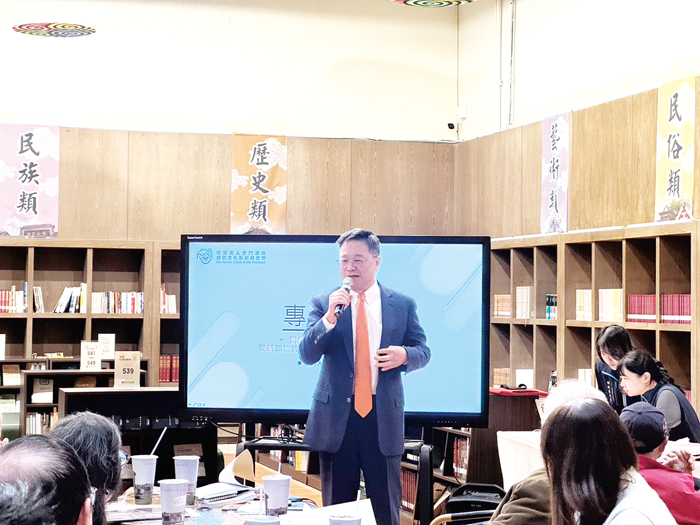 企業家洪啟瑞董事長專題分享。（胡璉基金會提供）