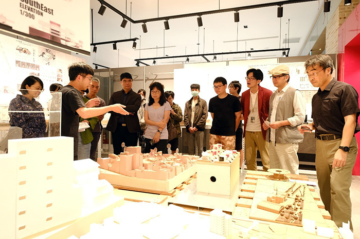 金門大學建築學系建置元宇宙展場。（金大提供）