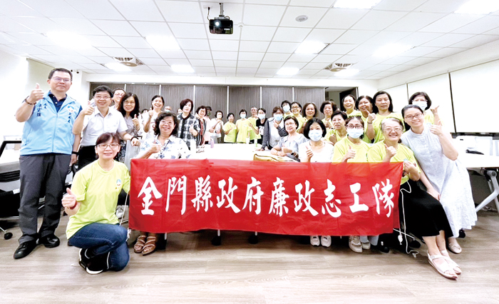 縣府政風處辦理一一三年度廉政志工專業訓練大合照。(楊水詠攝)