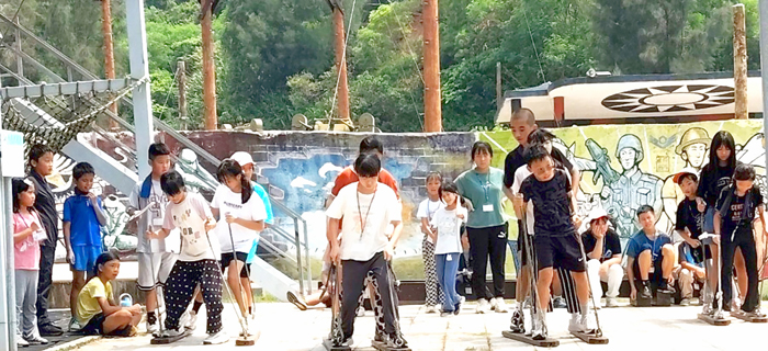 青少年拒菸夏令營,規劃許多有益身心的活動。(救國團提供)