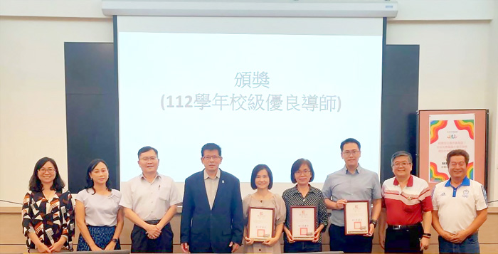 金門大學校長陳建民頒獎表揚優良導師,期望形塑溫馨學習環境。(金大提供)
