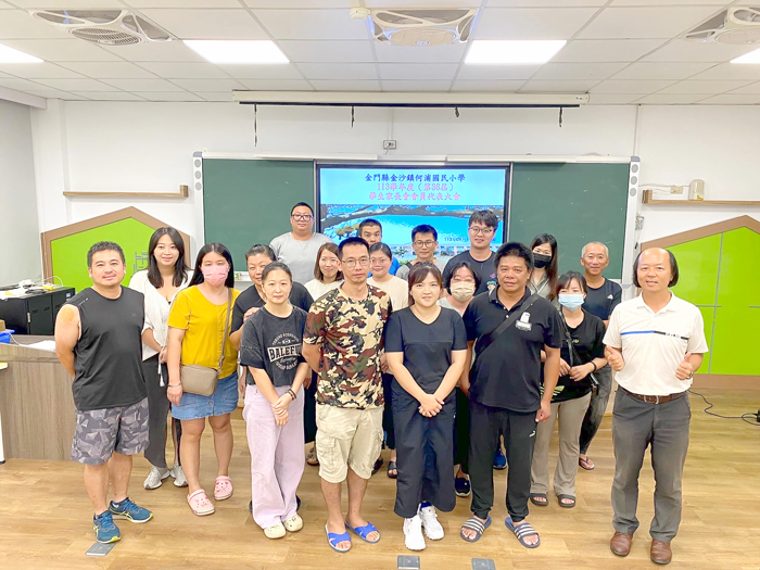 何浦國小家長會改選，王季欣連任會長。
（何浦國小提供）