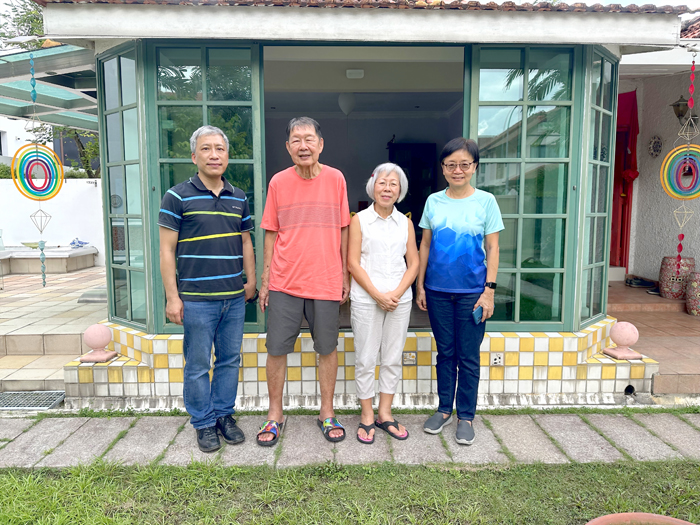 第二批點交文物-薛永麥畫作290幅，代表薛蘇南先生於昨（5）日，正式移交文化園區管理所（金門歷史民俗博物館）典藏。（國立臺灣師範大學海外華人研究中心提供）