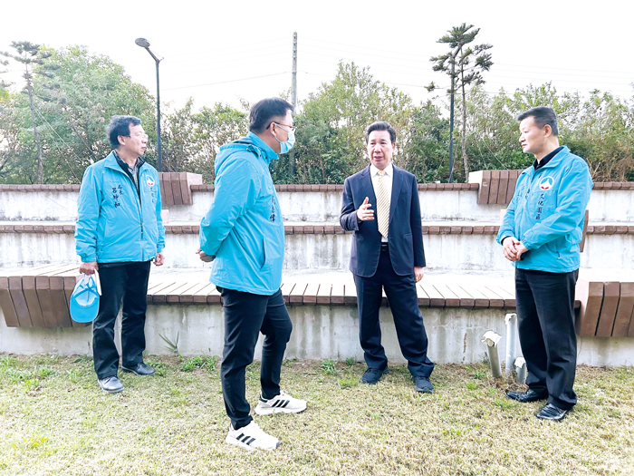 金門縣長陳福海14日下午前往文化園區管理所視察。（縣府提供）