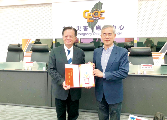 金門縣消防局榮獲「韌性台灣—強化各類型義消科技化訓練與精進裝備中程計畫」113年度管考特優第一名。（陳冠霖攝／消防局提供）
