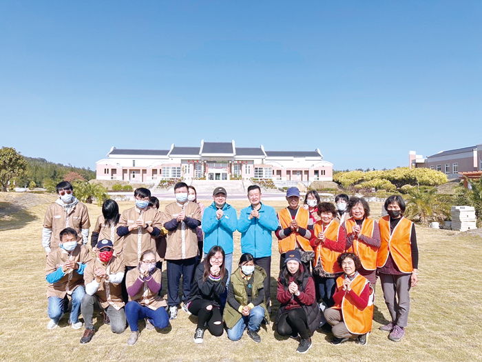 文化園區金門歷史民俗博物館春節不打烊,初一至元宵期間為迎接農曆春節,推出「蛇來運轉迎新春」系列活動。(文化園區提供)