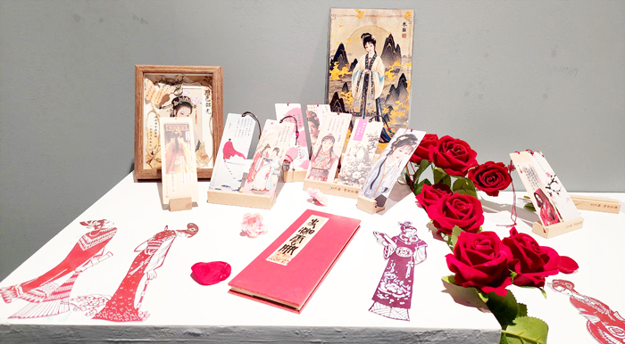 「AI繪紅樓.紅樓會AI」展覽,帶領觀眾從創作、古物、書籍等多重視角,再次閱讀《紅樓夢》。(金大提供)