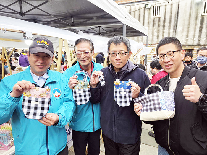 為期一個月的「金門購物嘉年華」昨日盛大啟動。(許峻魁攝)