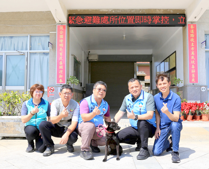 金門縣養護工程所用行動響應防疫所動物保護行動,近日認養來自金門縣動植物防疫所的收容犬「露露」,打造人犬共好的暖心典範。
(金門縣動植物防疫所提供)