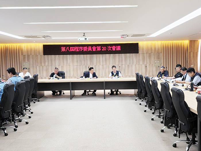 金門縣議會昨日召開程序委員會,排定第五次定期會日程。(許峻魁攝)