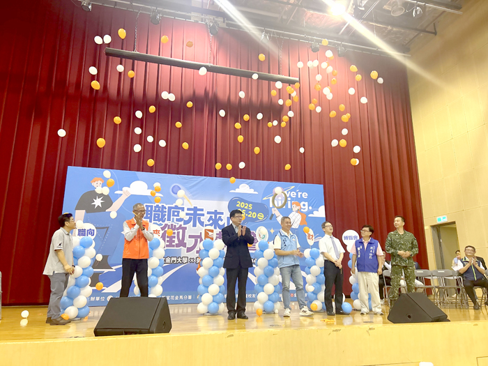 金門大學攜手金門就業中心辦理徵才博覽會。(許加泰攝)