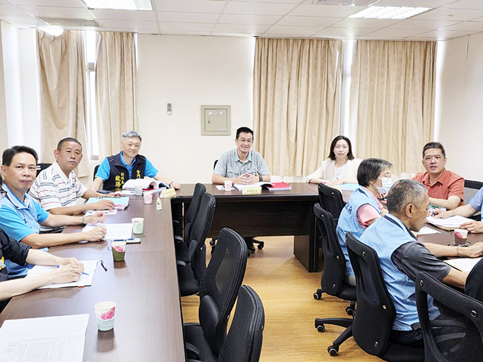 議會第四小組分組審查會議召開情形。
(許峻魁攝)
