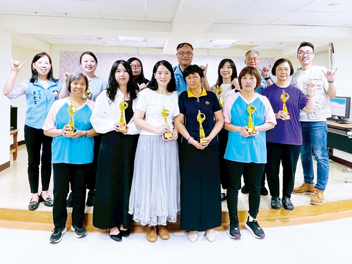 金門縣衛生局舉辦114年度金照獎績優長照人員表揚大會。（衛生局提供）