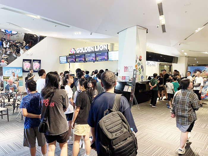 日本動漫《劇場版「鬼滅之刃」》在台上映，吸引大批福建各地的動漫迷特別經小三通來金門觀影。（民眾提供）