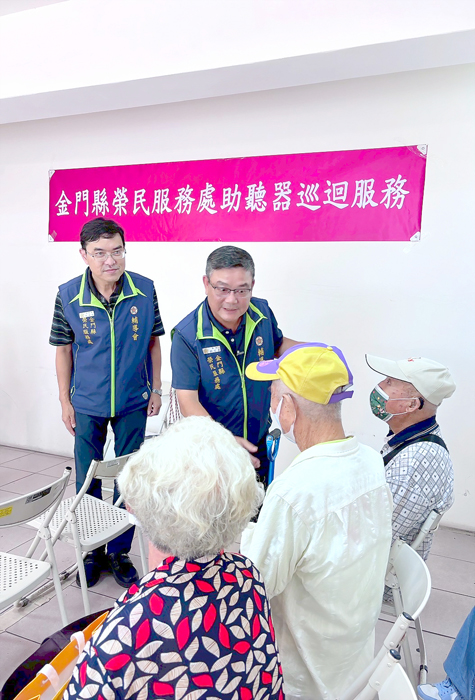 榮民服務處舉辦助聽器巡迴服務，貼心為長輩提供聽力檢測、助聽器調整與維修等專業服務。
（榮服處提供）