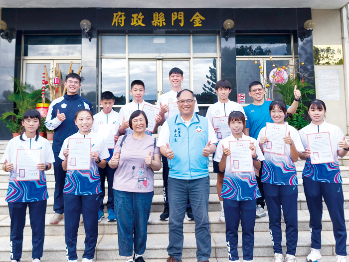 金門縣定向越野運動再傳捷報，今年共有十位選手入選國家代表隊。（教育處提供）