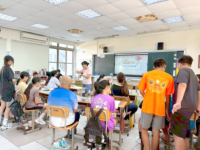 古城國小召開家長會，邀請家長回校參與孩子的學習路。
（校方提供）