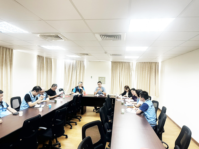 第四審查委員會會議由召集人董森堡擔任主席主持會議。（議會提供）