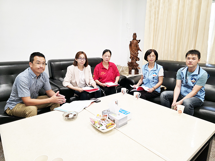 議會第八屆第十四次臨時會，第四小組審查會議召開情形。（許峻魁攝）