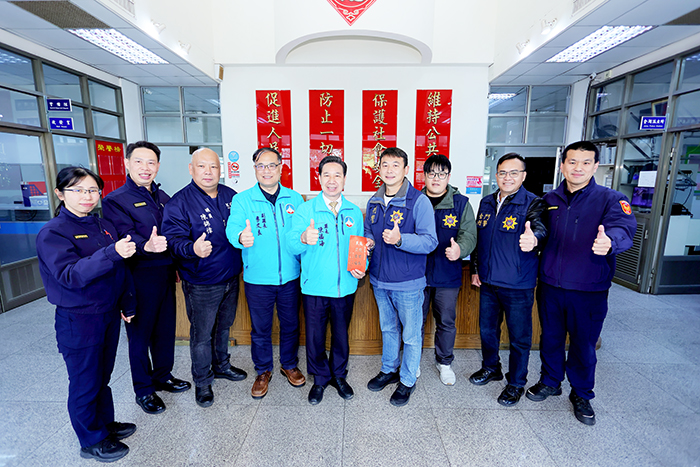 在治安領域，金門縣政府展現持續進步的決心，縣長陳福海期許透過教育與執法並進，守護民眾財產安全。（薛子軒攝）