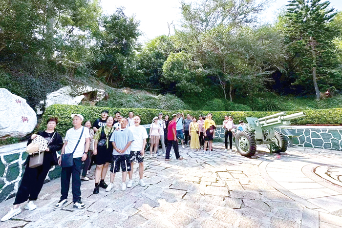 大陸十一長假陸客湧入金門,為觀光產業注入強大動能。(縣府提供)