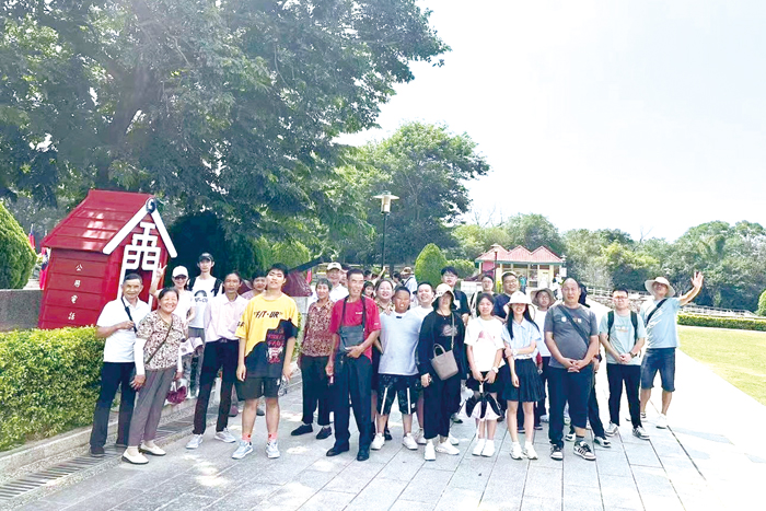 大陸十一長假陸客湧入金門,為觀光產業注入強大動能。(縣府提供)