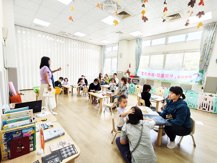社會處新住民家庭服務中心舉辦「文化共融~閱讀同行」親子共讀活動。
（新住民家庭服務中心提供）