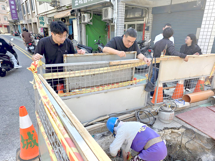 金城鎮易淹水地區排水改善應急工程將回填。（許峻魁攝）
