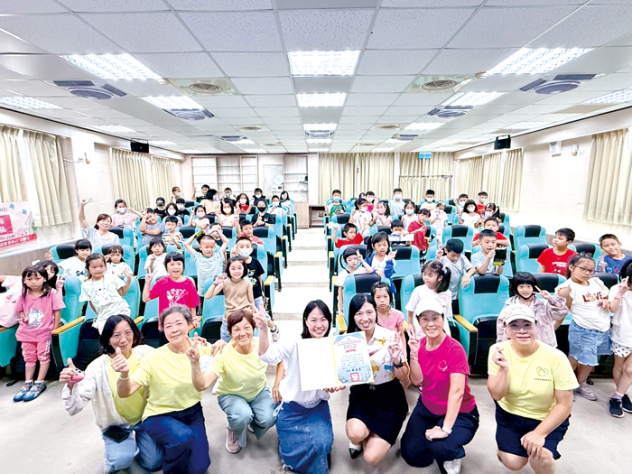 金門縣家庭教育中心今（114）年度辦理的「家庭教育故事志工校園巡迴推廣活動」已全數圓滿完成。（家庭教育中心提供）