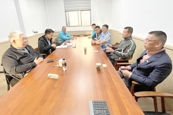 監察委員王榮璋、蘇麗瓊率同巡察秘書抵金，並在金門縣政府大禮堂及參議會議室受理民眾陳情。（莊煥寧攝）