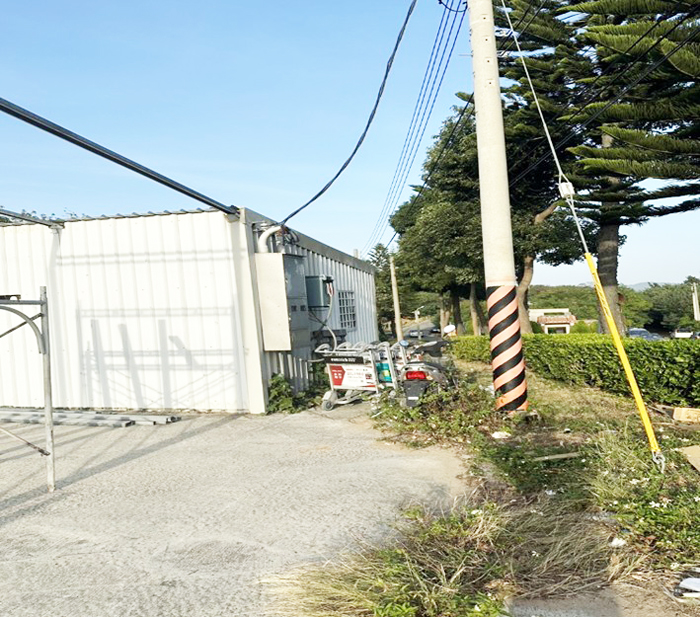港務處提醒旅客行李推車，僅限港區使用，切勿推離港區。（港務處提供）