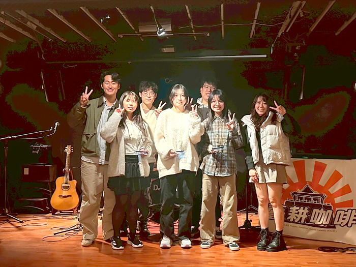 「第三金聲金試」少年歌唱大賽暨網路安全宣導，在藝耕LIVE HOUSE熱烈展開。（金門縣兒童及少年福利服務中心提供）