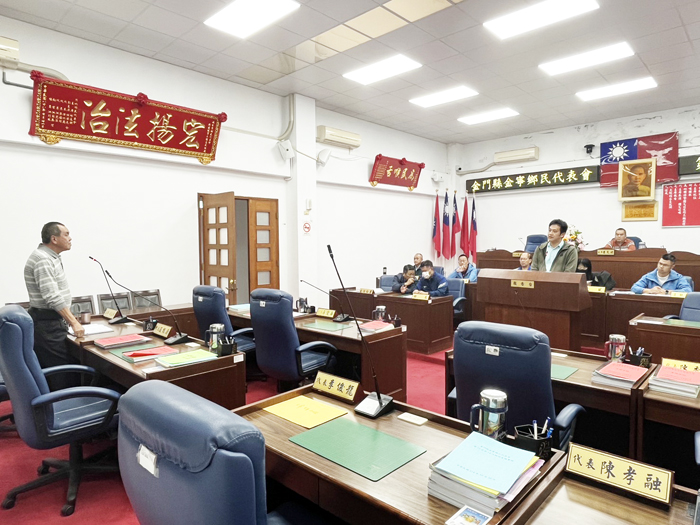 鄉代表提出多項鄉務改善意見。（高凡淳攝）