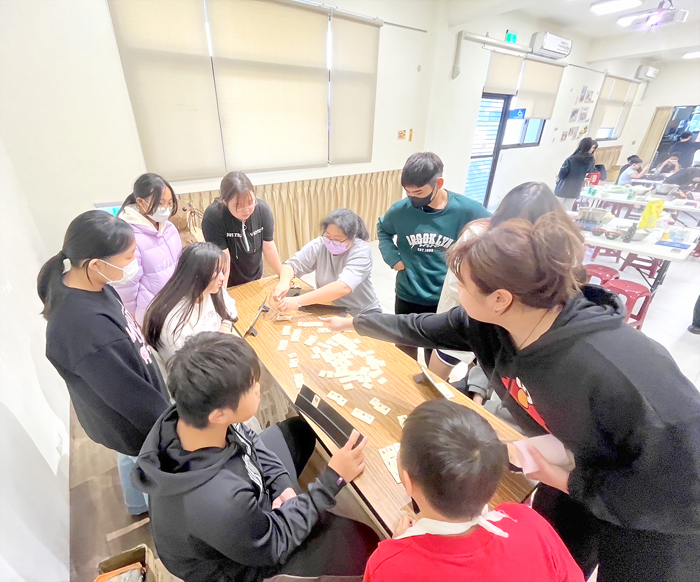 金門家扶陪伴兒少共度溫馨時光。（中心提供）