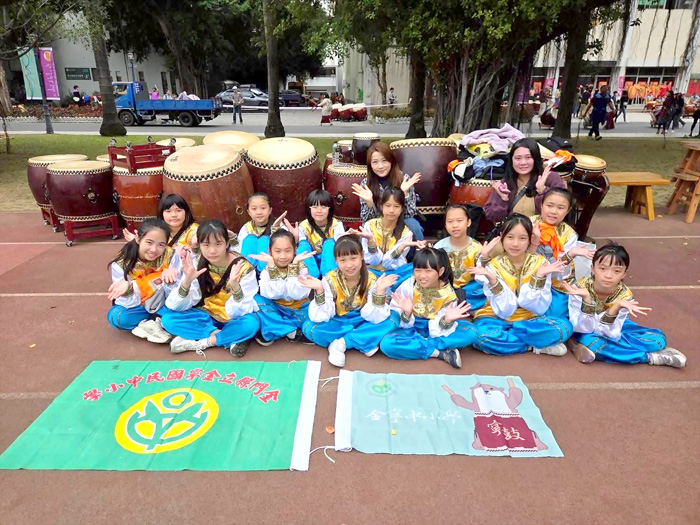 金寧中小學國小寧鼓隊勇奪全國民俗體育競賽文陣組優等獎。（校方提供）