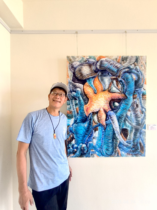 藝術家顏炳洳。（文化局提供）