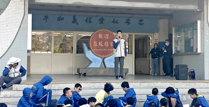 讀萬卷書行萬里路，「寧園說書人」活動見證青春成長的國際旅程。（翻攝寧中小官網）