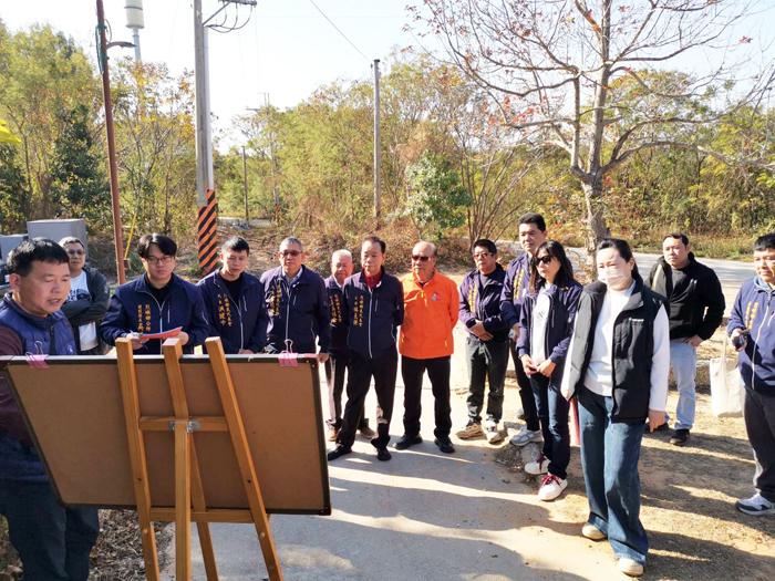 烈嶼鄉民代表會下鄉考察基層建設。
（烈嶼鄉代會提供）