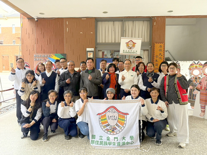 東華大學、慈濟大學教師一行參訪金門大學，雙方進行交流。（金大提供）
