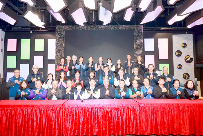 桃園市金門同鄉會召開第16屆第四次理監事聯席會議暨歲末尾牙餐敘。
（桃園市金門同鄉會提供）