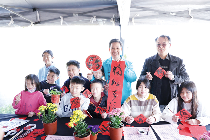 林務所舉辦「迎新春假日花市」活動。（薛子軒攝）