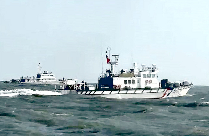 春節前夕中國海警船再次侵擾，海巡署派遣巡防艇強勢驅離。
（海洋委員會海巡署金馬澎分署提供）