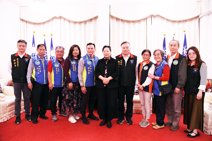 花蓮縣金門同鄉會拜會花蓮縣政府，縣長徐榛蔚率團隊相迎。
（花蓮縣金門同鄉會提供）