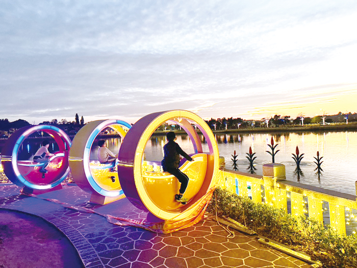 文化局邀請鄉親共賞金門元宵燈會。（文化局提供）