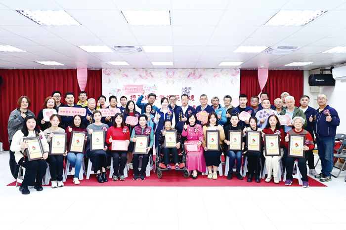 模範婦女暨模範婆媳表揚。（烈嶼鄉公所提供）