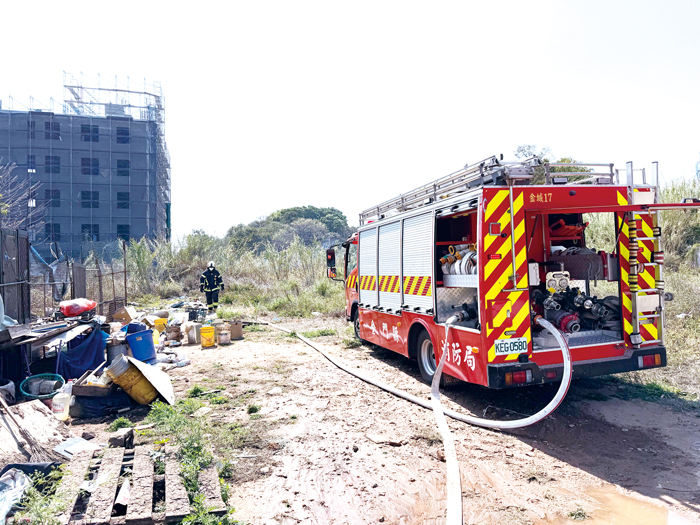 第一大隊接連接到火災報案。（消防局提供）