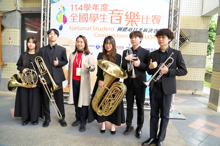 金門高中管樂團，五位學生參加銅管五重奏，取得特優佳績。（金門高中提供）