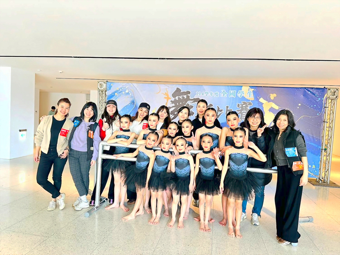 湖小舞蹈社參加「114學年度全國學生舞蹈比賽」，於現代舞國小團體丙組中榮獲優等佳績。（金湖國小提供）