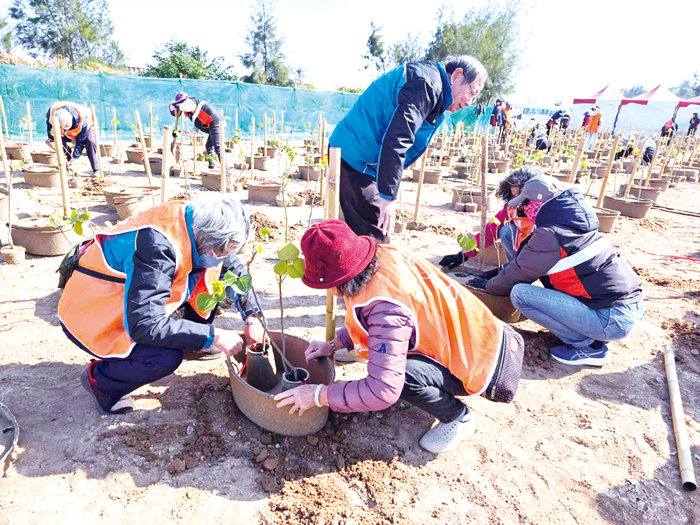 水頭社區民眾熱情參與。（許峻魁攝）